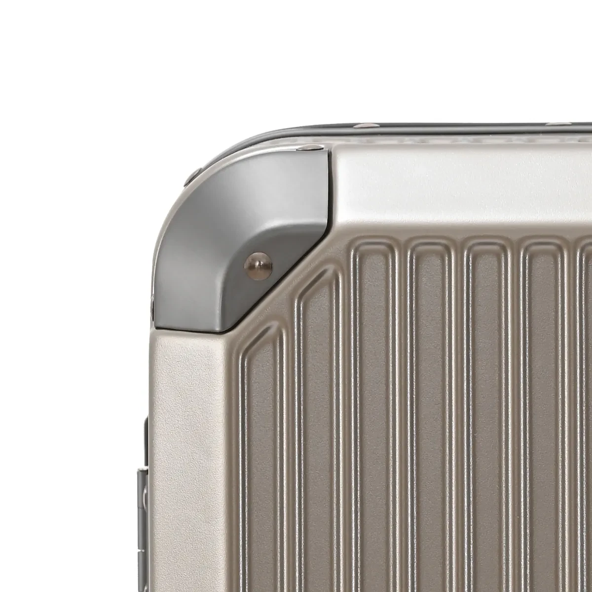 Vertica Luggage - View 9